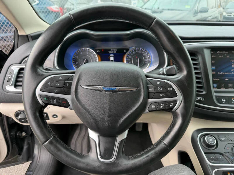 2015 Chrysler 200 C