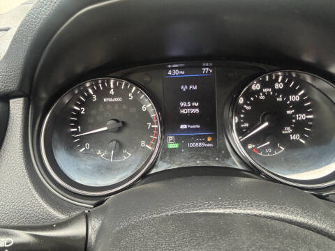 2018 Nissan Rogue SV