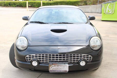 2004 Ford Thunderbird Deluxe