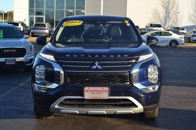 2023 Mitsubishi Outlander SE