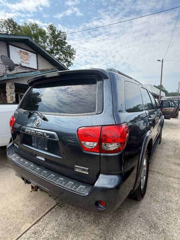2010 Toyota Sequoia SR5