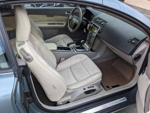 2010 Volvo C70 T5
