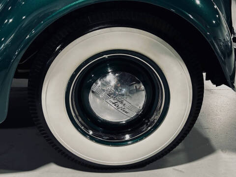 1937 Chrysler Airflow