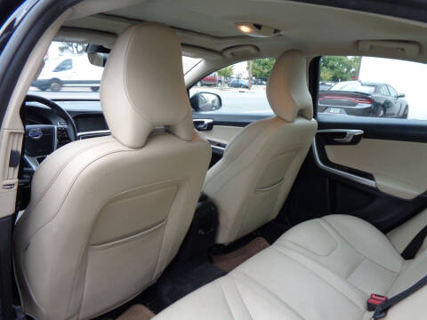 2017 Volvo S60 T5 Dynamic