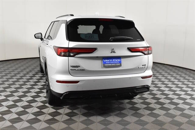 2025 Mitsubishi Outlander PHEV SEL Black Edition