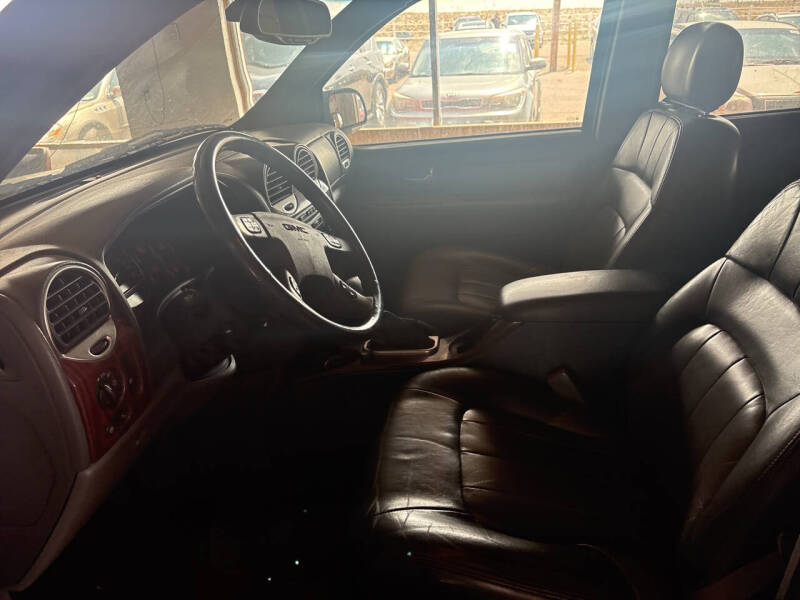 2004 GMC Envoy XL SLE