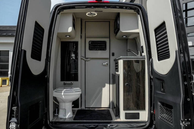 2024 Mercedes-Benz Sprinter 3500XD