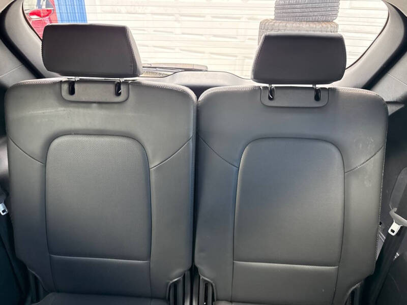 2018 Hyundai Santa Fe SE