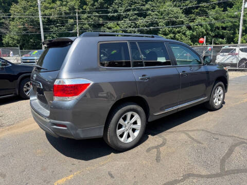 2012 Toyota Highlander SE