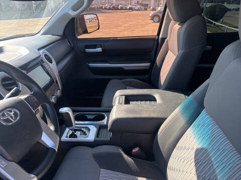 2014 Toyota Tundra SR5