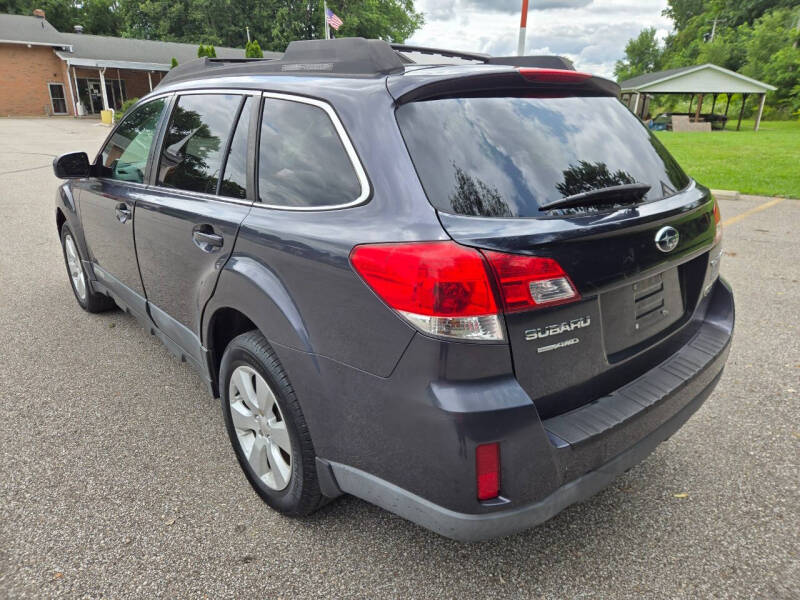 2010 Subaru Outback 2.5i Limited
