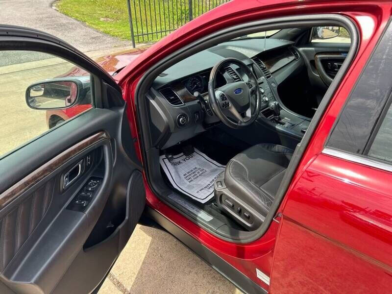 2016 Ford Taurus Limited