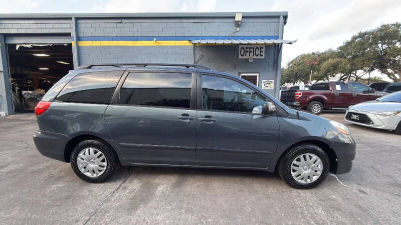 2009 Toyota Sienna