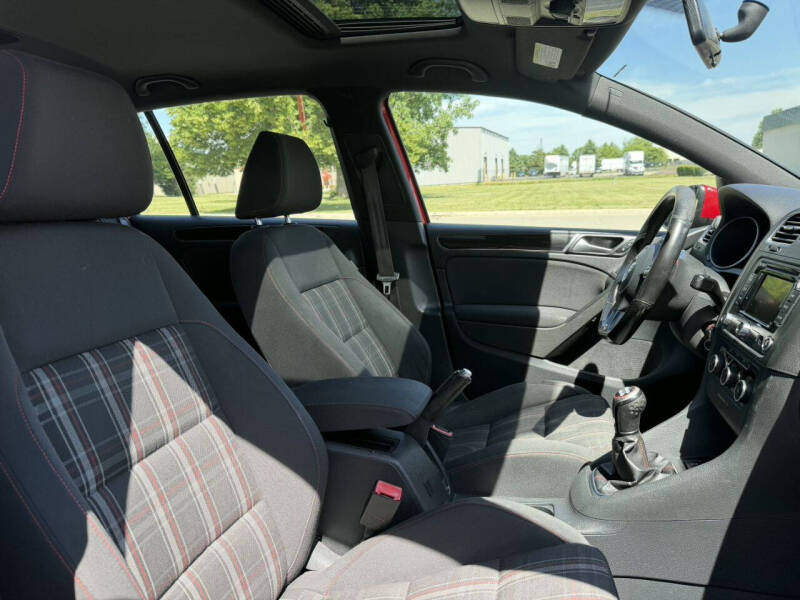 2013 Volkswagen GTI Wolfsburg Edition