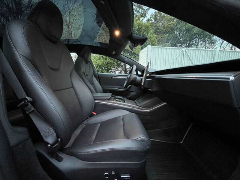 2023 Tesla Model S Standard Range