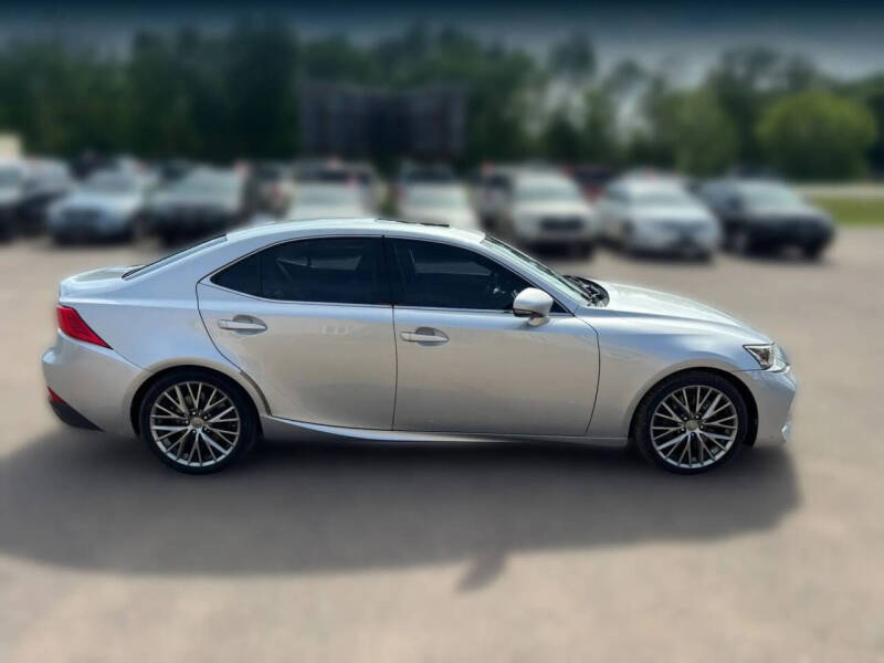 2017 Lexus IS 200t