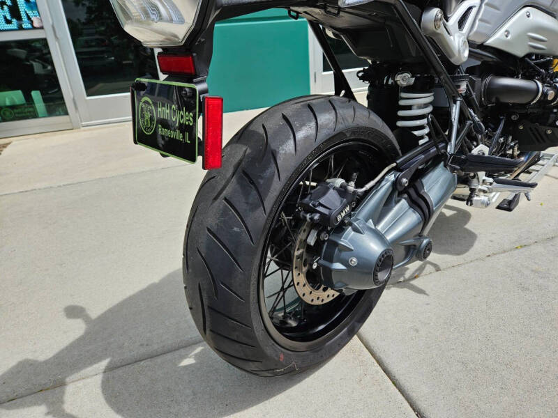 2016 BMW R NineT Base