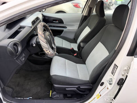 2012 Toyota Prius c One