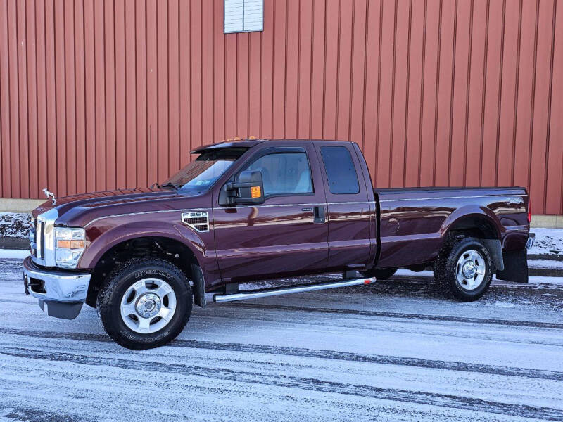 2010 Ford F-250 Super Duty XLT photo 3