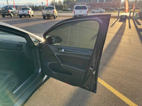 2019 Volkswagen Golf R 4Motion