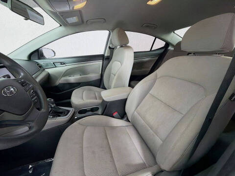 2018 Hyundai Elantra