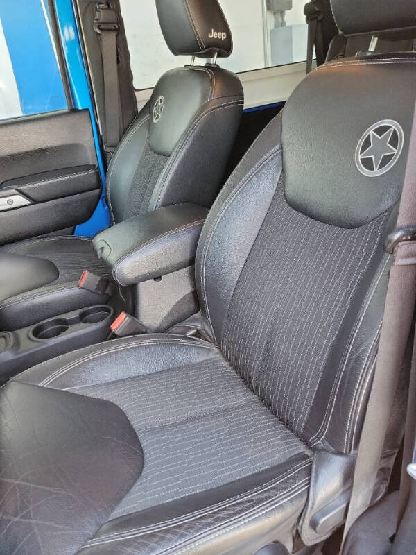 2015 Jeep Wrangler Freedom Edition