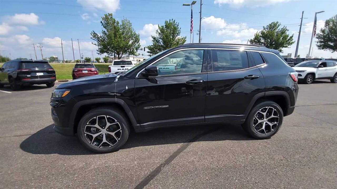 2024 Jeep Compass for sale at Victoria Auto Sales in Victoria, MN