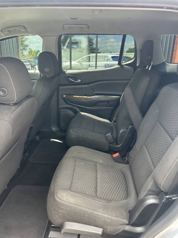 2019 GMC Acadia SLE-2