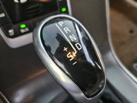 2015 Volvo XC60 T5 Drive-E Premier Plus