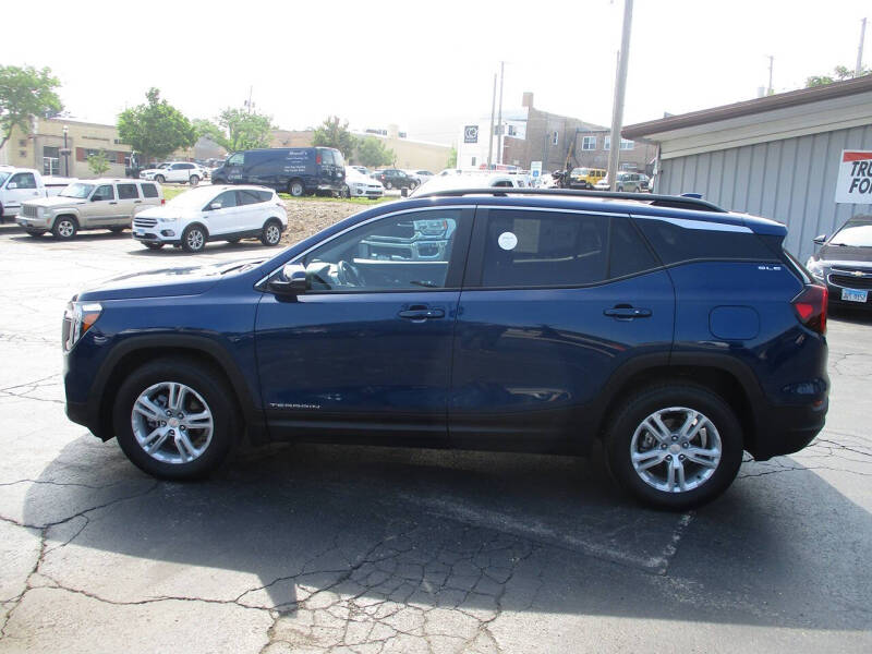 2023 GMC Terrain SLE