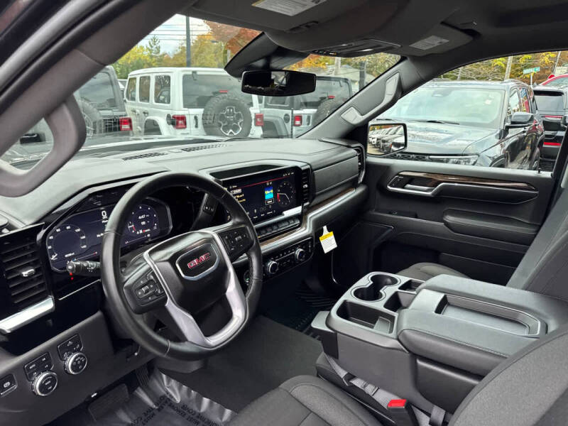 2024 GMC Sierra 1500