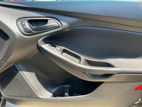 2017 Ford Focus S
