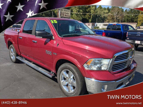 2015 RAM 1500 SLT