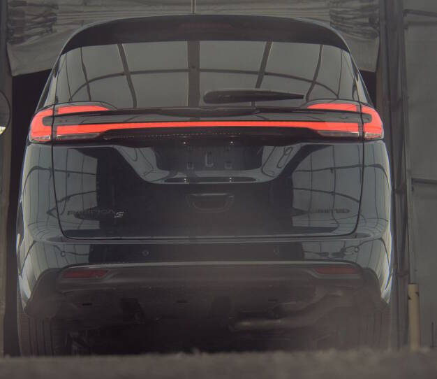 2025 Chrysler Pacifica Limited