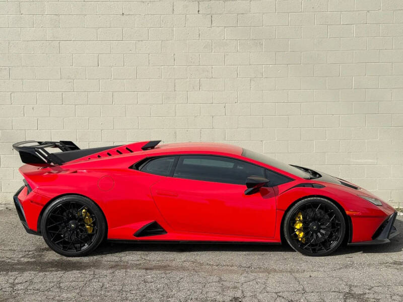 2022 Lamborghini Huracan STO