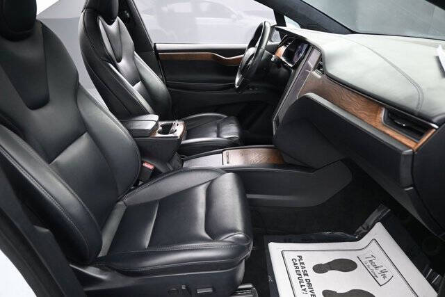 2020 Tesla Model X Long Range