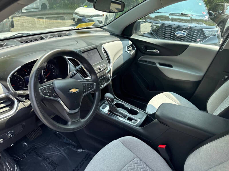 2022 Chevrolet Equinox LS