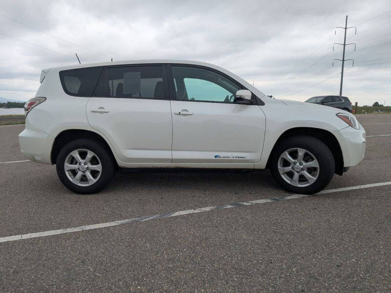 2013 Toyota RAV4 EV