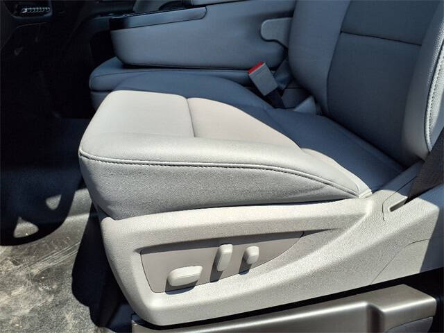 2025 Chevrolet Silverado 4500HD