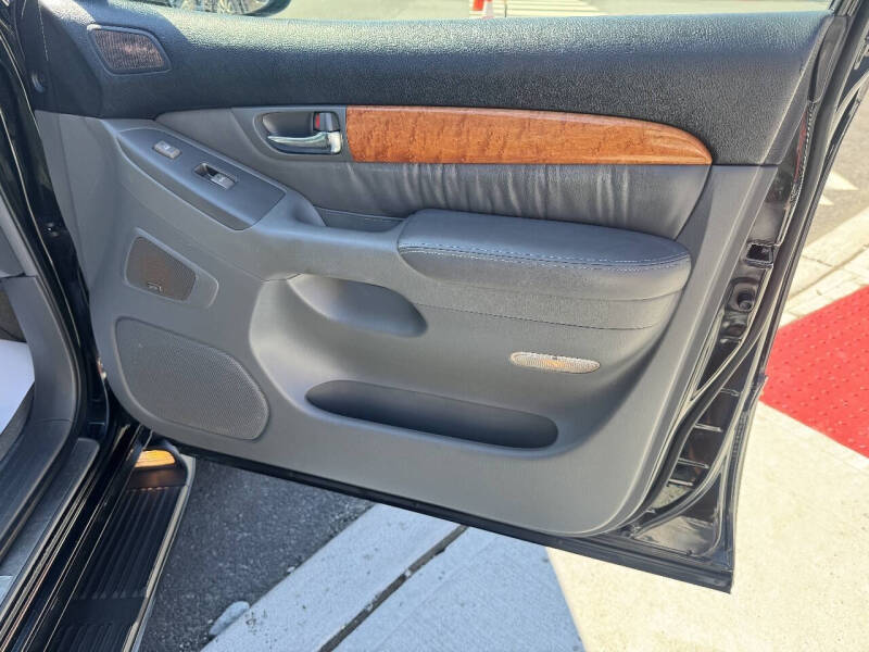 2004 Lexus GX 470