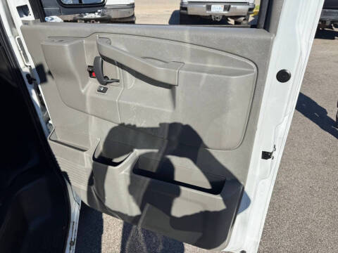 2017 Chevrolet Express 2500