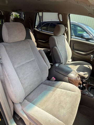 2006 Toyota Sequoia SR5