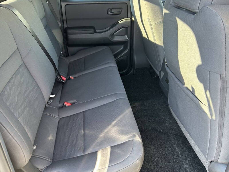 2026 Nissan Frontier S