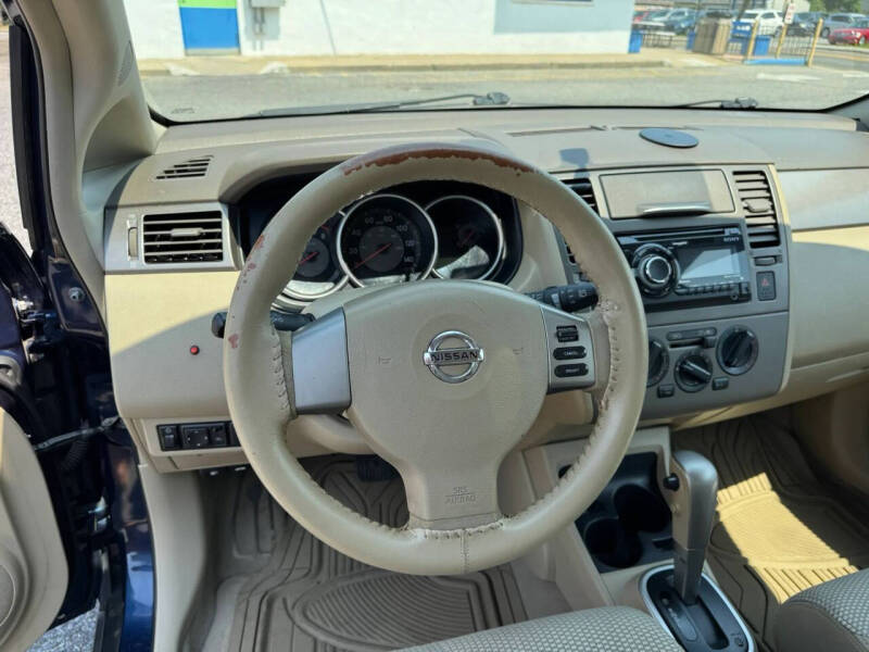 2008 Nissan Versa 1.8 S