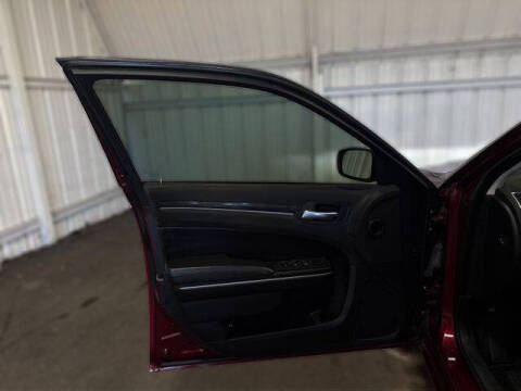 2019 Chrysler 300 Touring