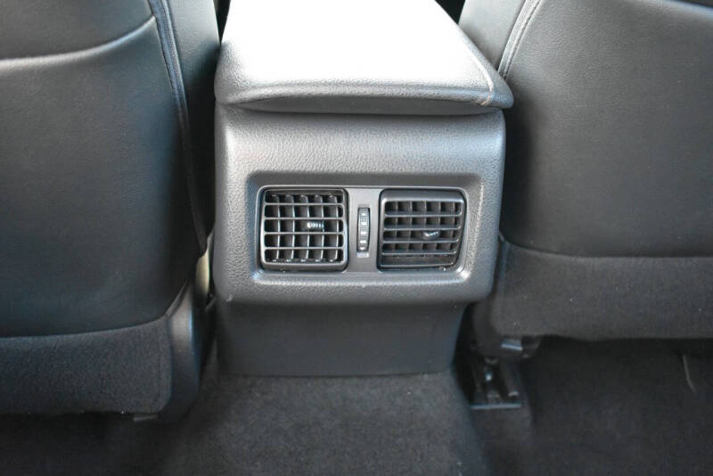 2018 Toyota Camry Hybrid XLE