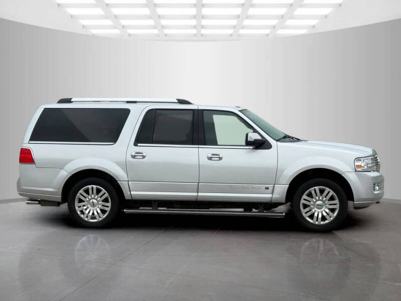 2014 Lincoln Navigator L