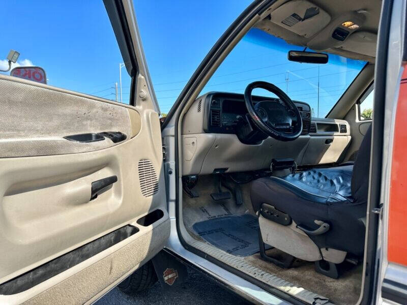1996 Dodge Ram 3500  - $11,995