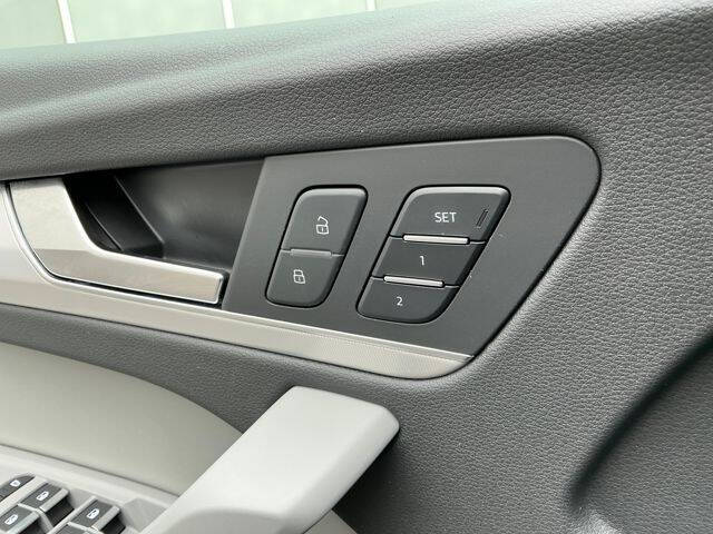 2025 Audi Q5 quattro S line Premium 45 TFSI