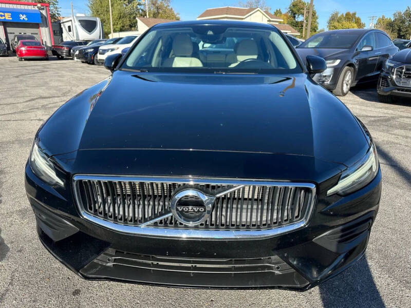 2019 Volvo S60 T5 Momentum